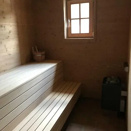 Huber Hus Apartment *
