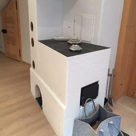 Huber Hus Apartment *