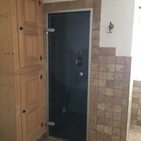 Huber Hus Apartment *
