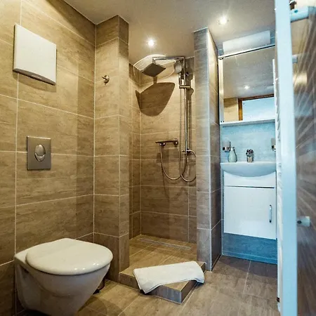 Apartment Huber Hus *